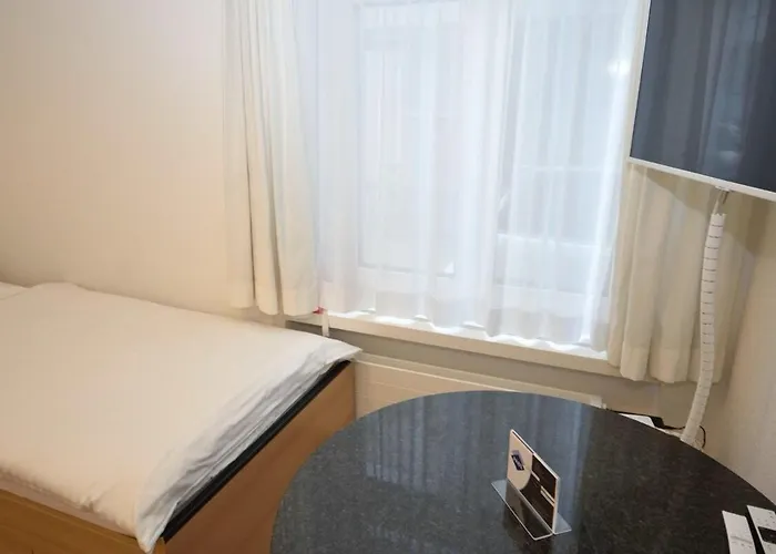 Cozy Near Main Station - Color 2 * زيورخ