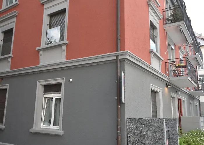 Cozy Near Main Station - Color 2 زيورخ